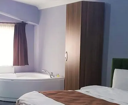 Centrum Отель 2*